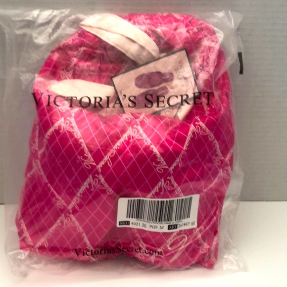 Victoria Secret House Shoes - Picture 2 of 2